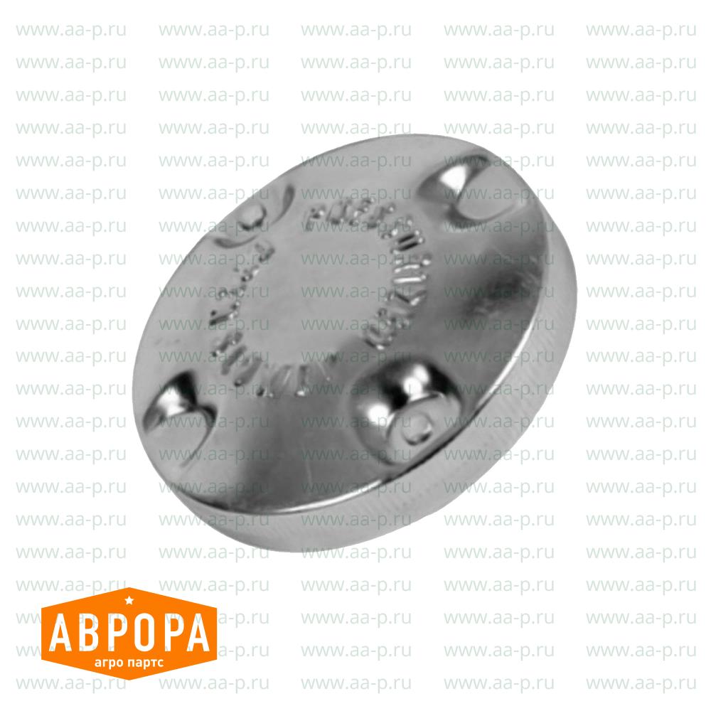 AA5757R КРЫШКА  ЗАЛИВНОЙ  ГОРЛОВИНЫ